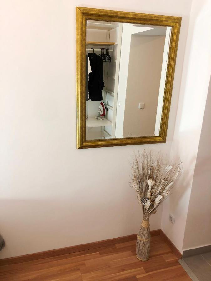 "Be My Guest" Near Metro Station! Apartment Виена Екстериор снимка