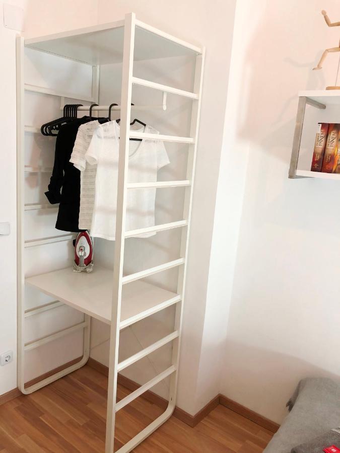 "Be My Guest" Near Metro Station! Apartment Виена Екстериор снимка