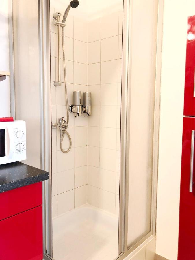 "Be My Guest" Near Metro Station! Apartment Виена Екстериор снимка